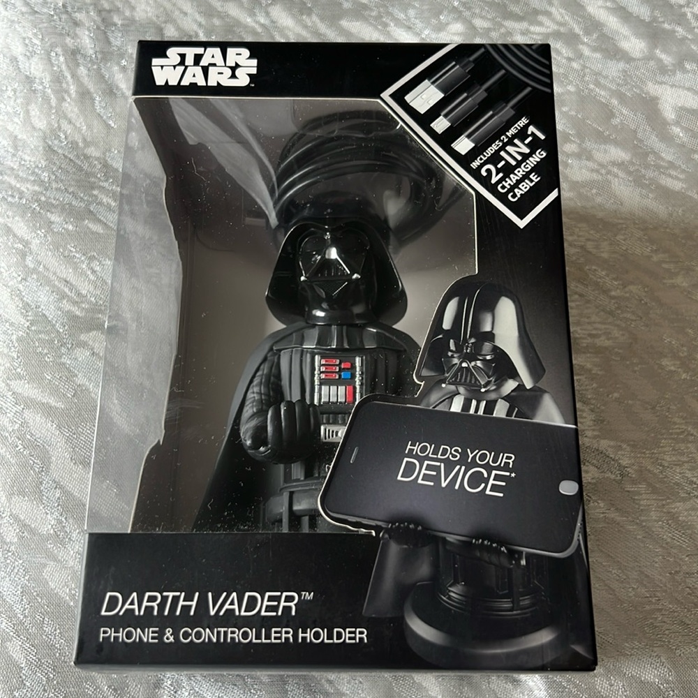 Cable Guys Exgpro Star Wars Darth Vader Phone and Controller Holder NWT